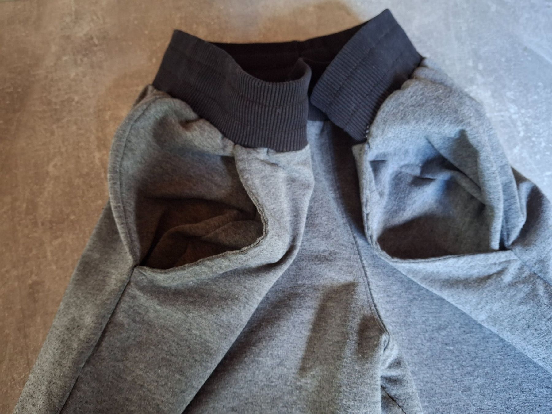 Hosen: Pantalon d intérieur - jogging taille L marque Brunex – Gebraucht aus Villiers von san_jn5w 2