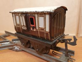 Antiker Bing englischer Postwagen in Spur 0