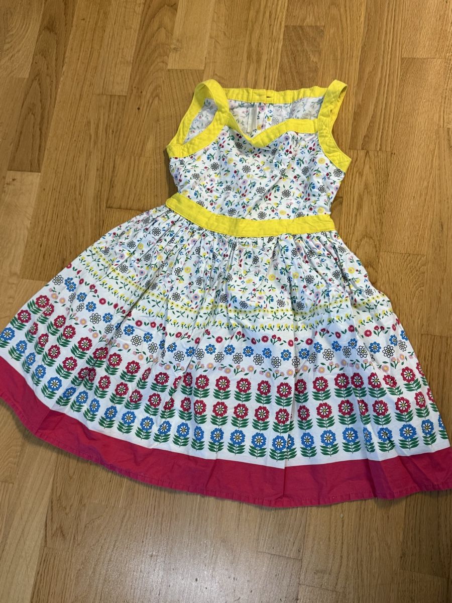 Kleider & Röcke: Sommer Kleid 110/116 top – Gebraucht aus Greifensee von Seq