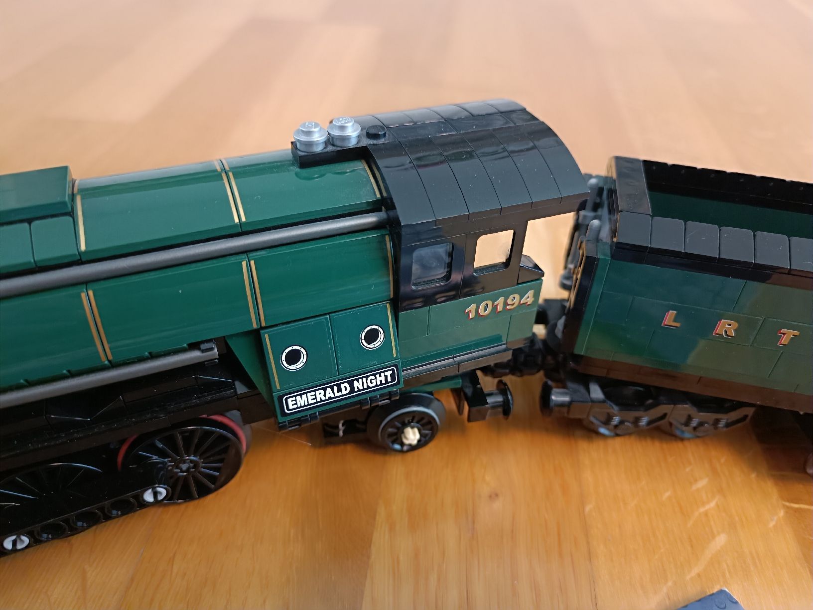 Lego Kit di costruzioni: Lego 10194 Emerald Night Express – Usato da Otelfingen venduto da patida 1