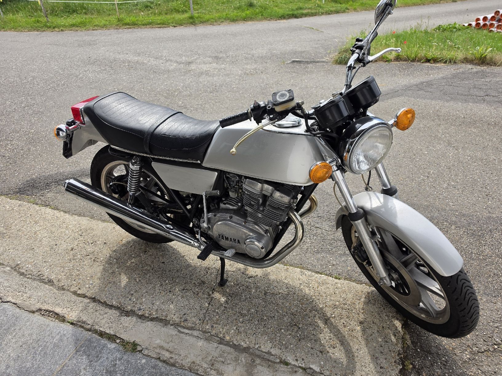 Yamaha Strasse: Yamaha 1H2 Veteran 27000km – Gebraucht aus Dürrenroth von ben_h8rx 2