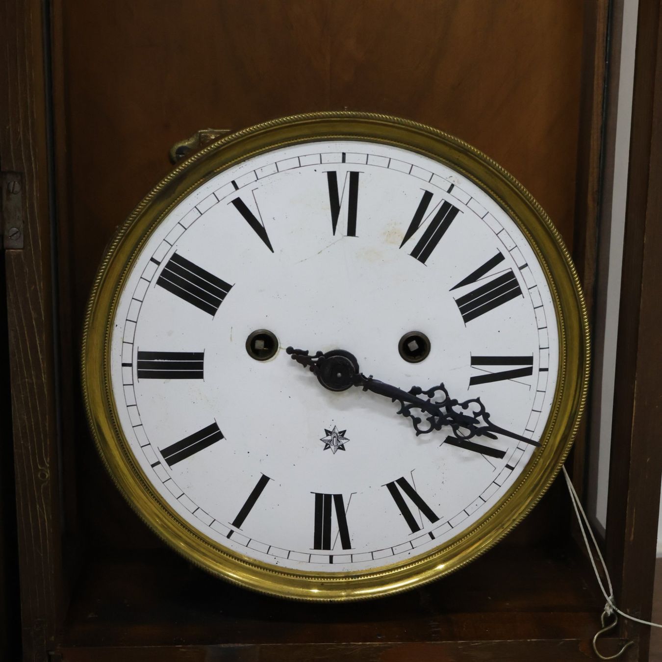 Orologi da terra & Orologi da parete: Wanduhr - Antike Regulator - Nussbaumholz – Difettoso da Volketswil venduto da brockipfannenstil 2