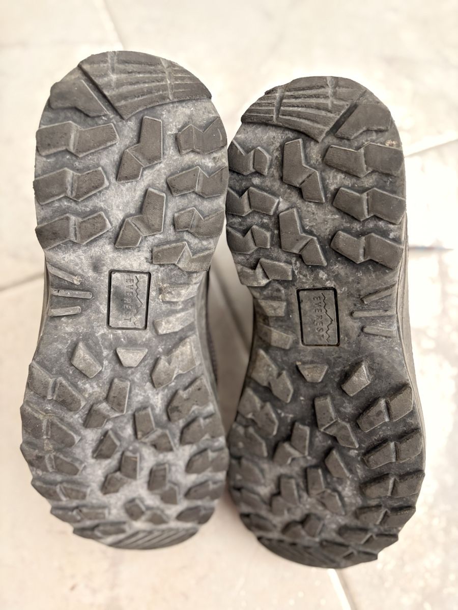 Everest Scarpe per ragazze: Wanderschuhe, Marke Everest, Grösse 40 – Usato da Dietlikon venduto da Bachtel97 3