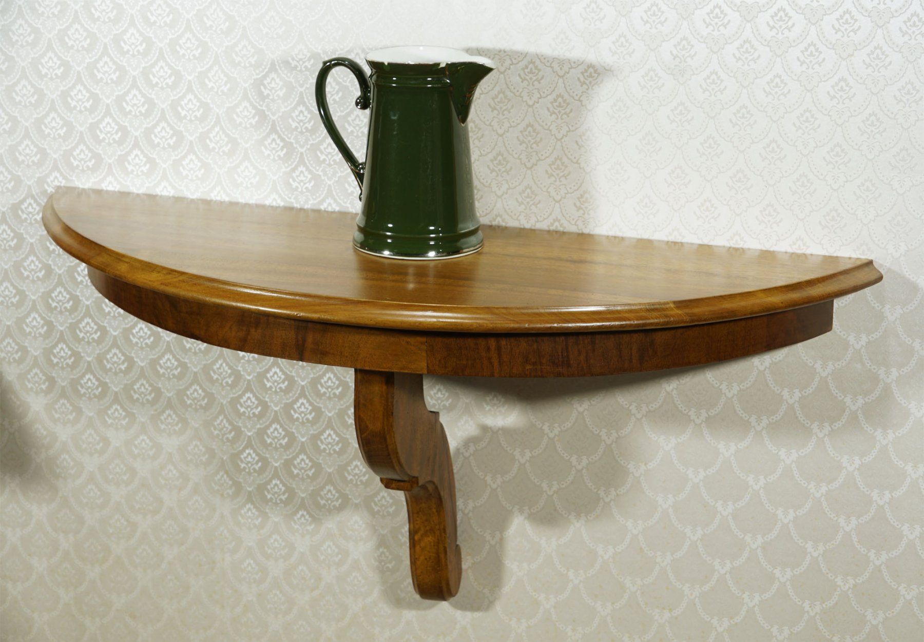 Tavoli: alter Wandtisch Wandkonsole Nussbaum halbrund – Usato da Meggen venduto da Trouvaillen