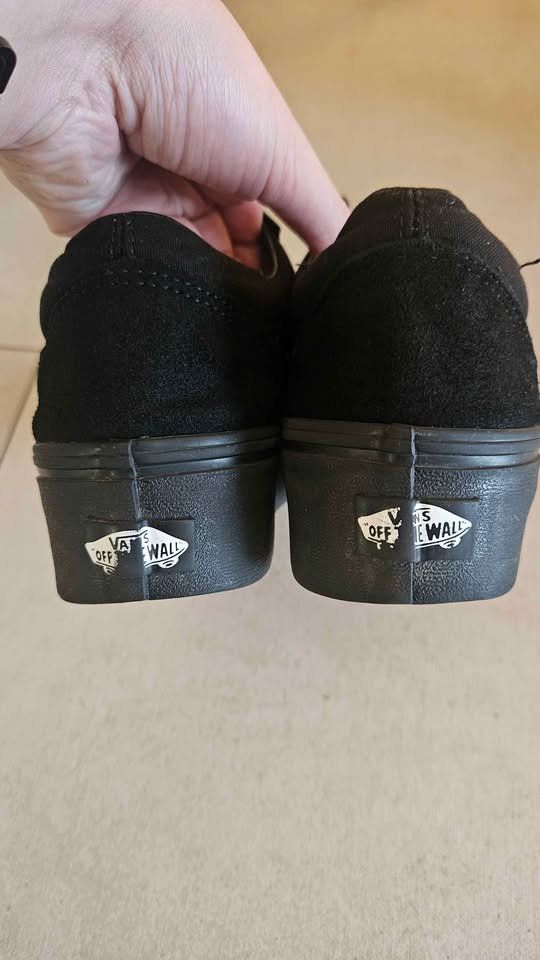 Vans Scarpe da uomo: Scarpe VANS old school stackform 38.5 sneakers – Usato da Savosa venduto da fer_2npv 4