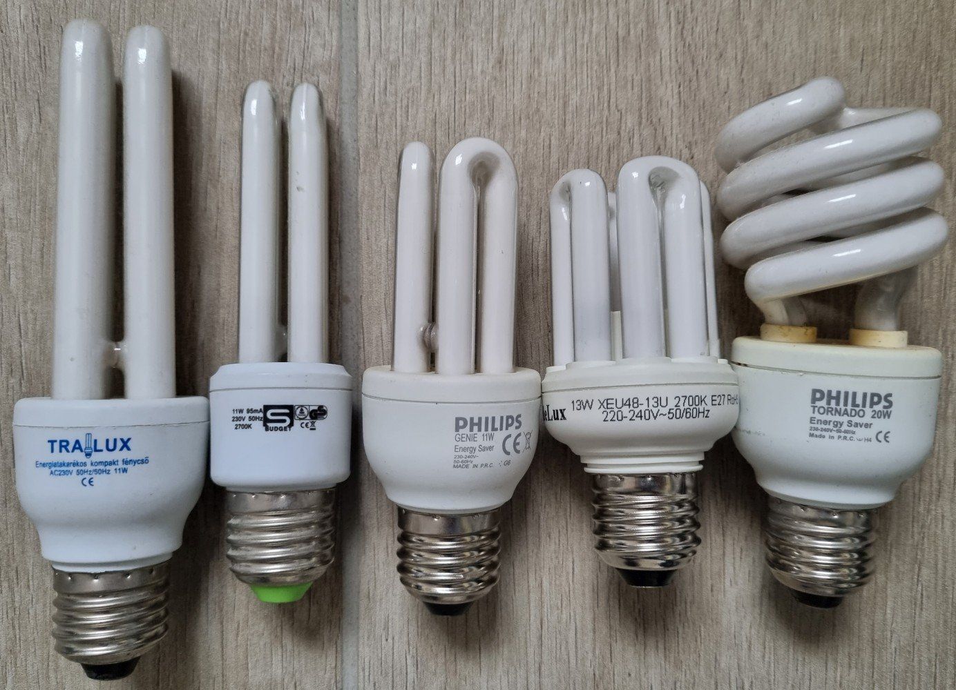 Lampade: 5x Sparbirnen Leuchtmittel E27 – Usato da Wettingen venduto da beryeme