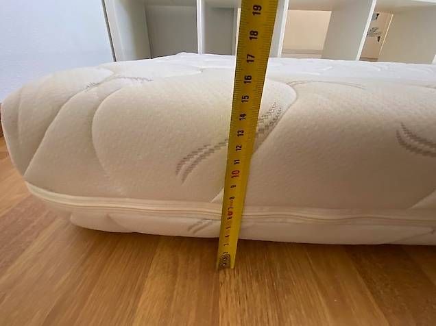 Matratzen: (2 oder 1 )Matratze 90 × 200 cm  Höhe: 15 cm – Gebraucht aus Meilen von milasandra 1