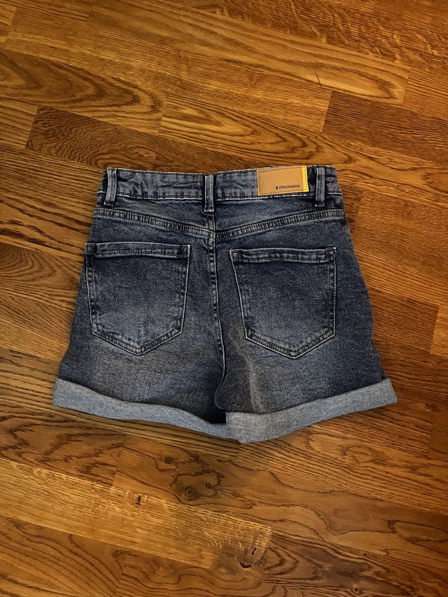 Stradivarius Jeans: Stradivarius Jean shorts  – D'occasion à Kirchberg BE par mii_9swf 1