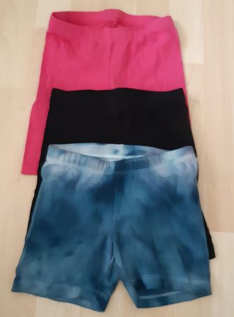 Mädchen Shorts, Gr. S 6-7-Jährige, Marke: CAT & JACK, 3 STK.