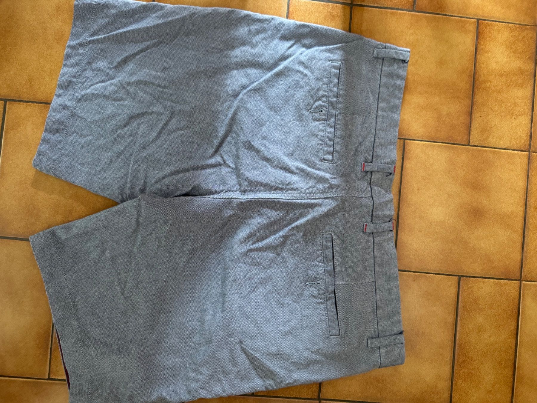 Hosen: Short Ted Baker taille 36 à plas 46 doryan – Gebraucht aus Veyrier von kimedovapa 1
