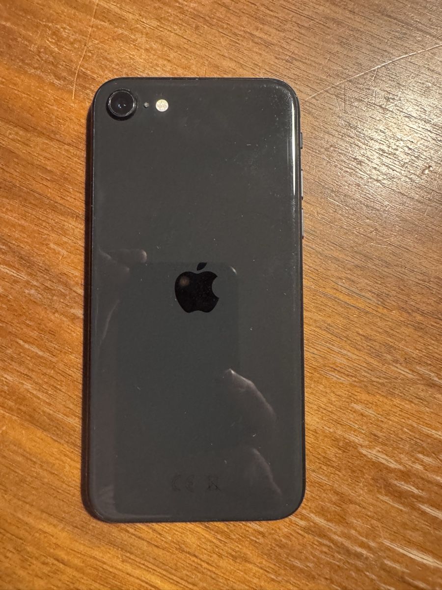 Apple Telefoni cellulari / Smartphones: Iphone SE – Usato da Bern venduto da Manuela79 1