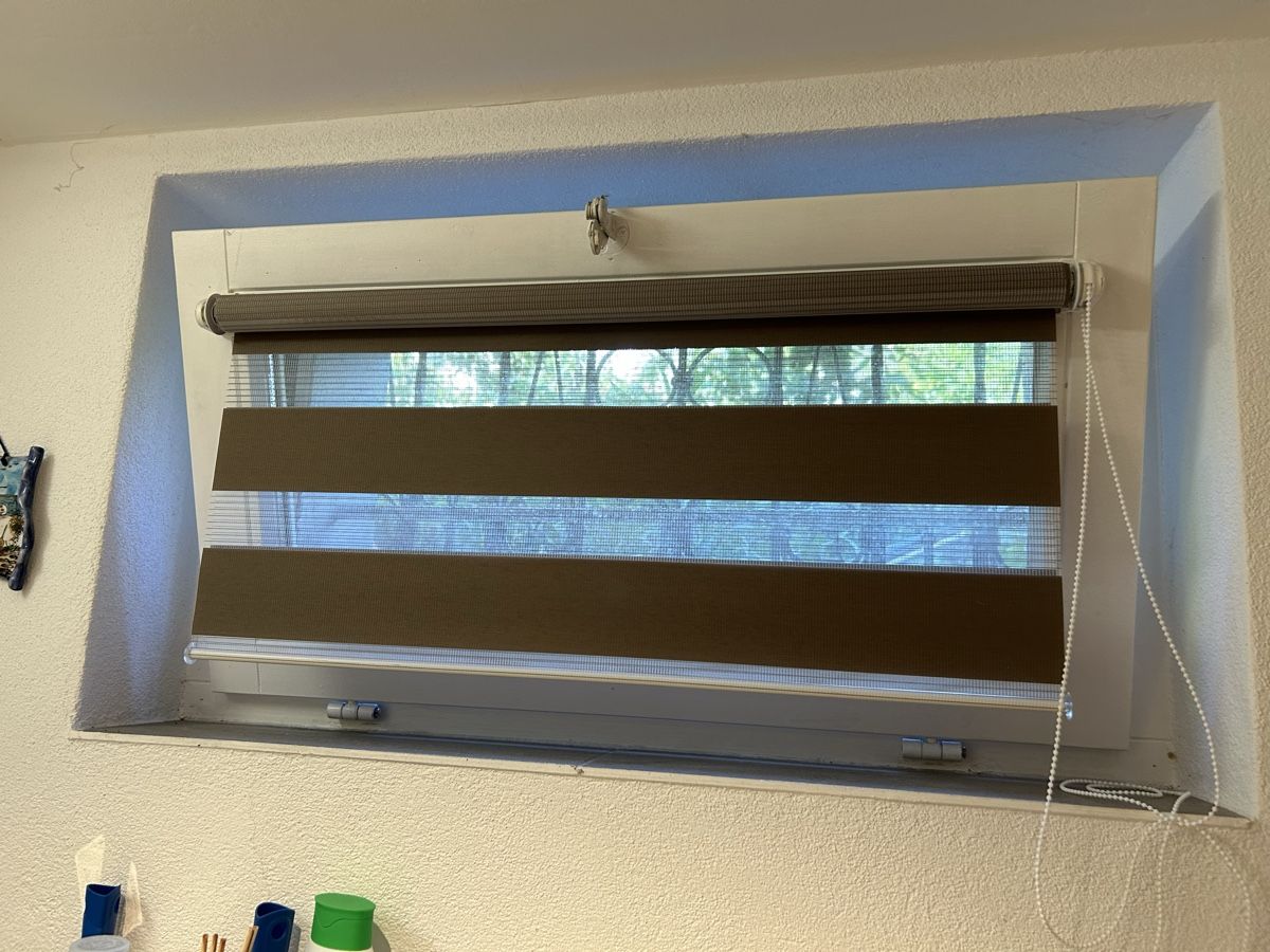 Tende da sole: fensterrollo – Usato da Zürich venduto da 11Zitronenfalter