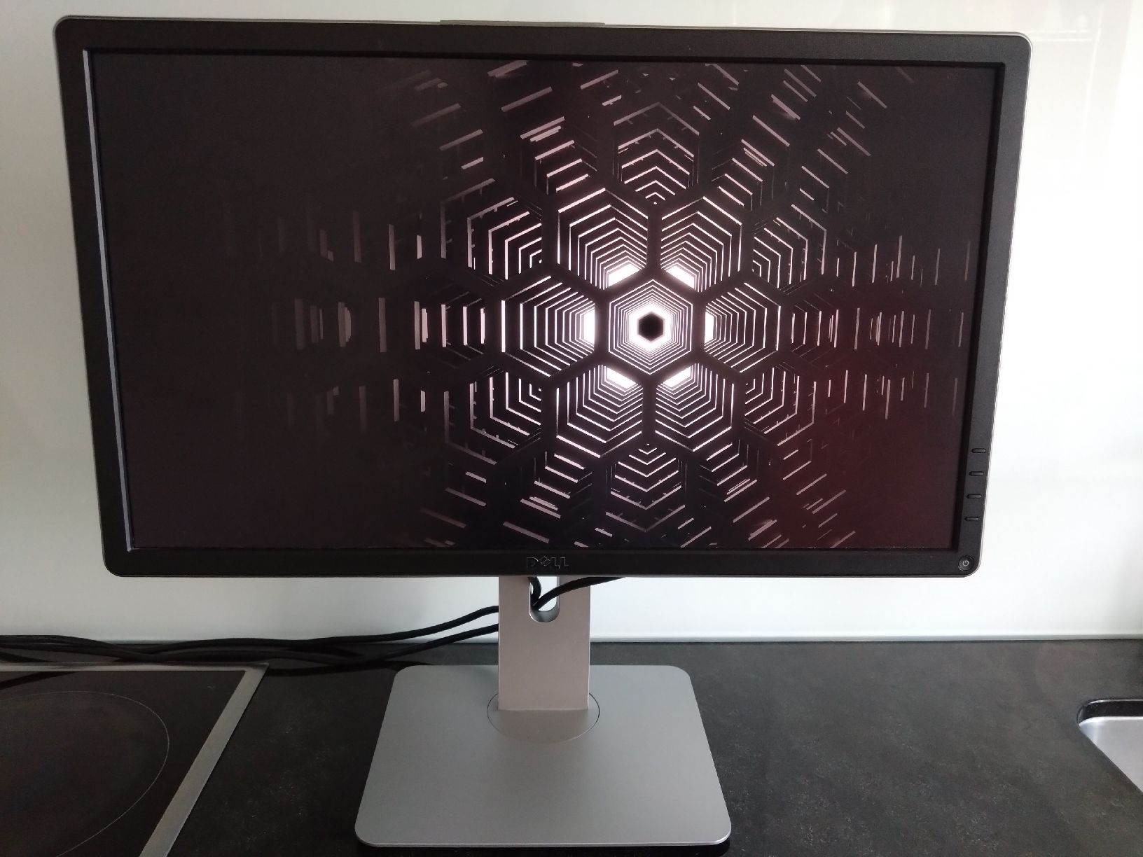 Dell Monitor: Dell P2415Q 4k (pixel defects) – Usato da Zürich venduto da StefanW087