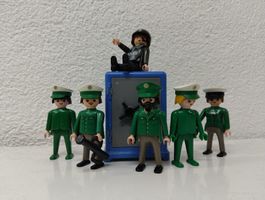 Playmobil Polizisten Set und Tresor