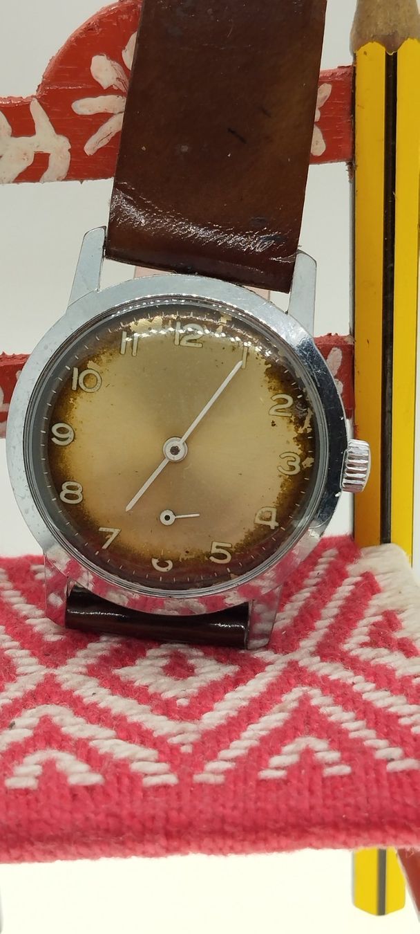 Orologi: Montre récupération – Usato da La Chaux-de-Fonds venduto da jac_9llg