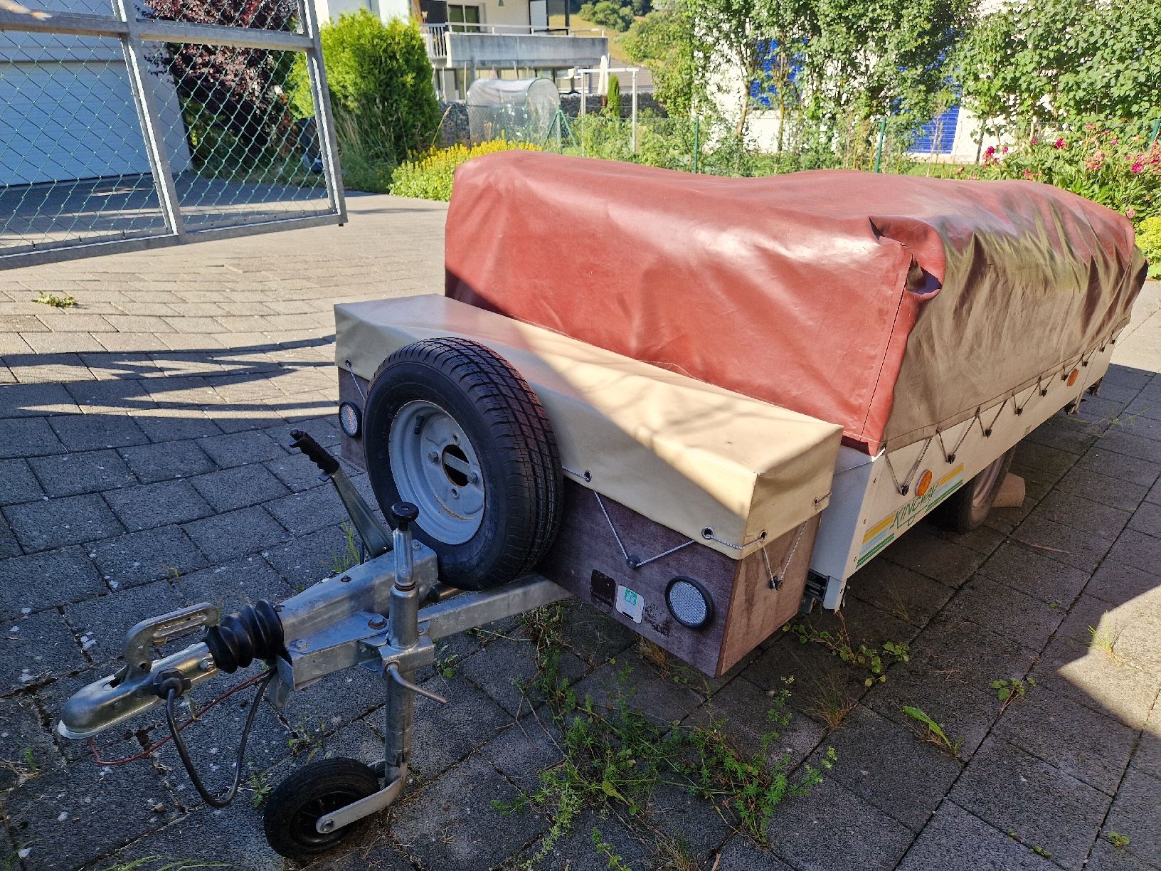 Kingway Rimorchi: Kingway Zeltklappanhänger – Usato da Kirchleerau venduto da Zwergengnom