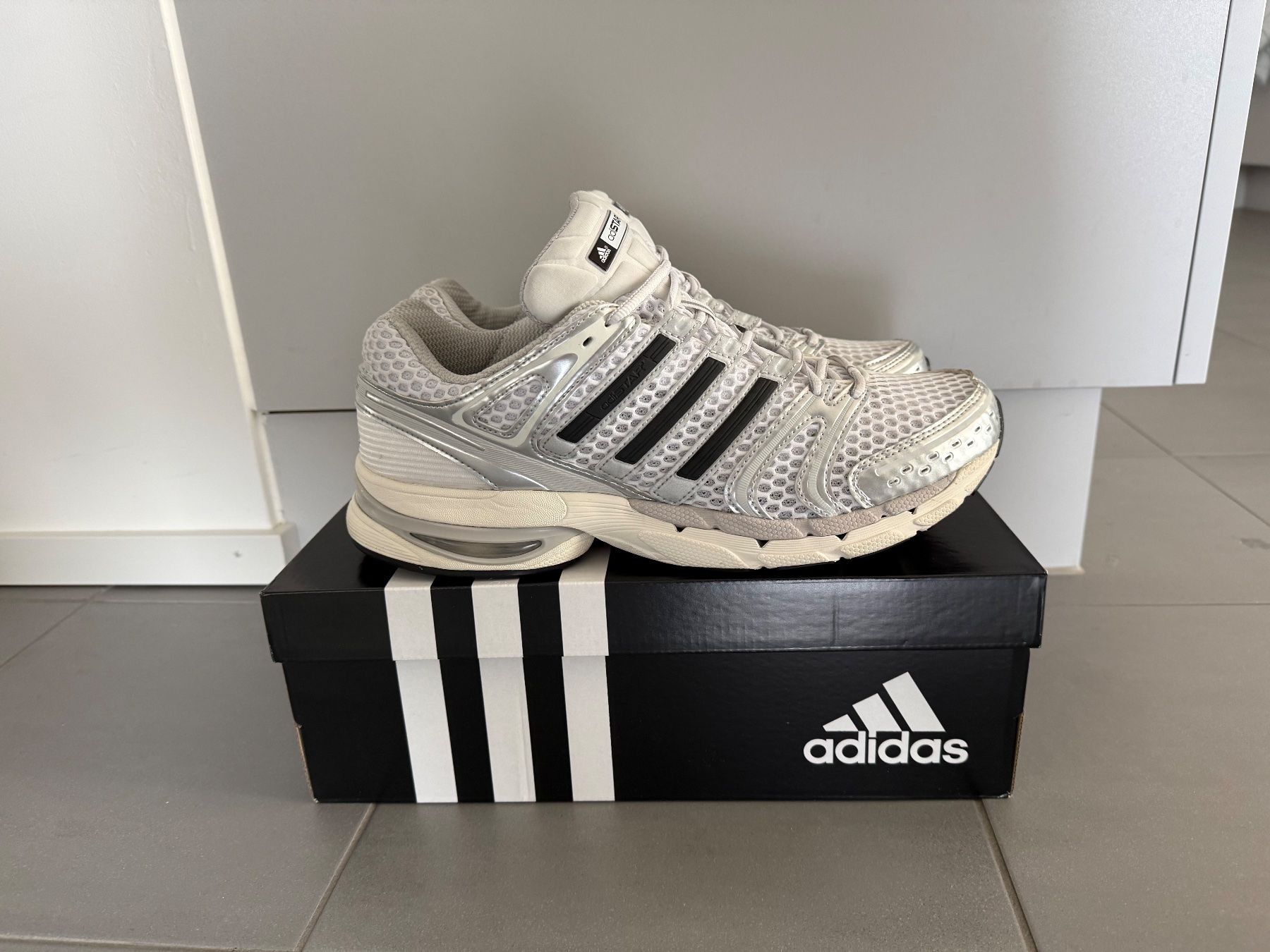 Adidas Chaussures hommes: Adidas Adistar Control 5 – D'occasion à Zürich par torstensch 1