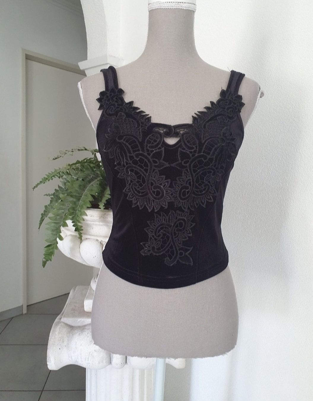 Top: Gothic Samtop Gr S *neu* – Nuovo (secondo la descrizione) da Münsingen venduto da BlackTears-3 6