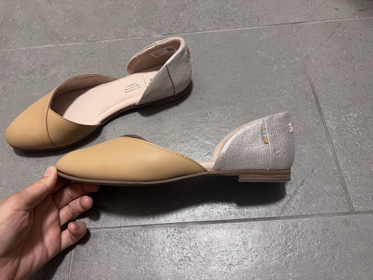 Scarpe da donna: Chaussures basses TOMS, t.38 – Nuovo (secondo la descrizione) da La Neuveville venduto da neitre 2