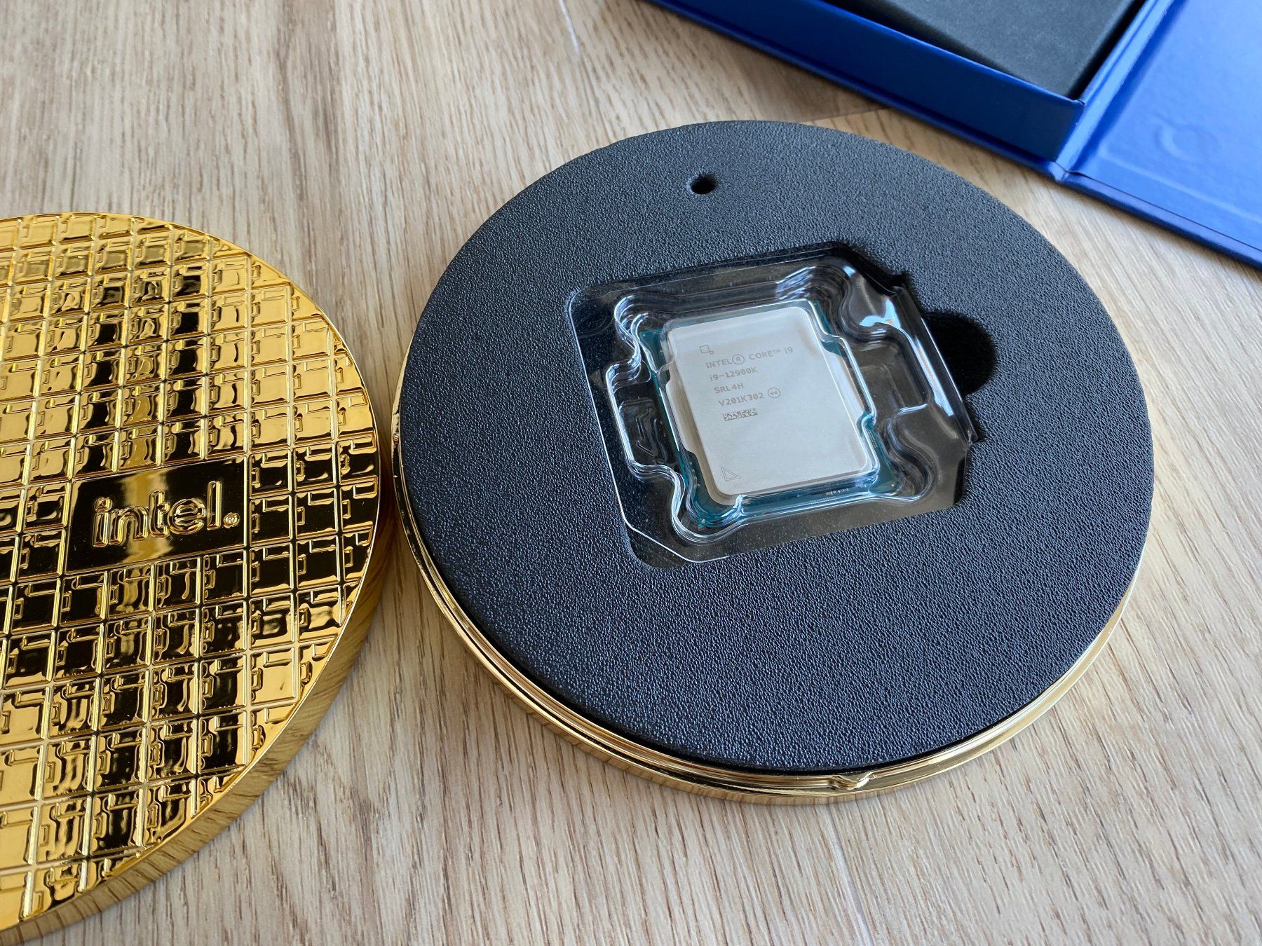 Intel Componenti elettronici: Intel Core i9-12900K 16-Core CPU LGA1700 5.2GHz Boxed – Usato da Wetzikon ZH venduto da BackToRetro 4