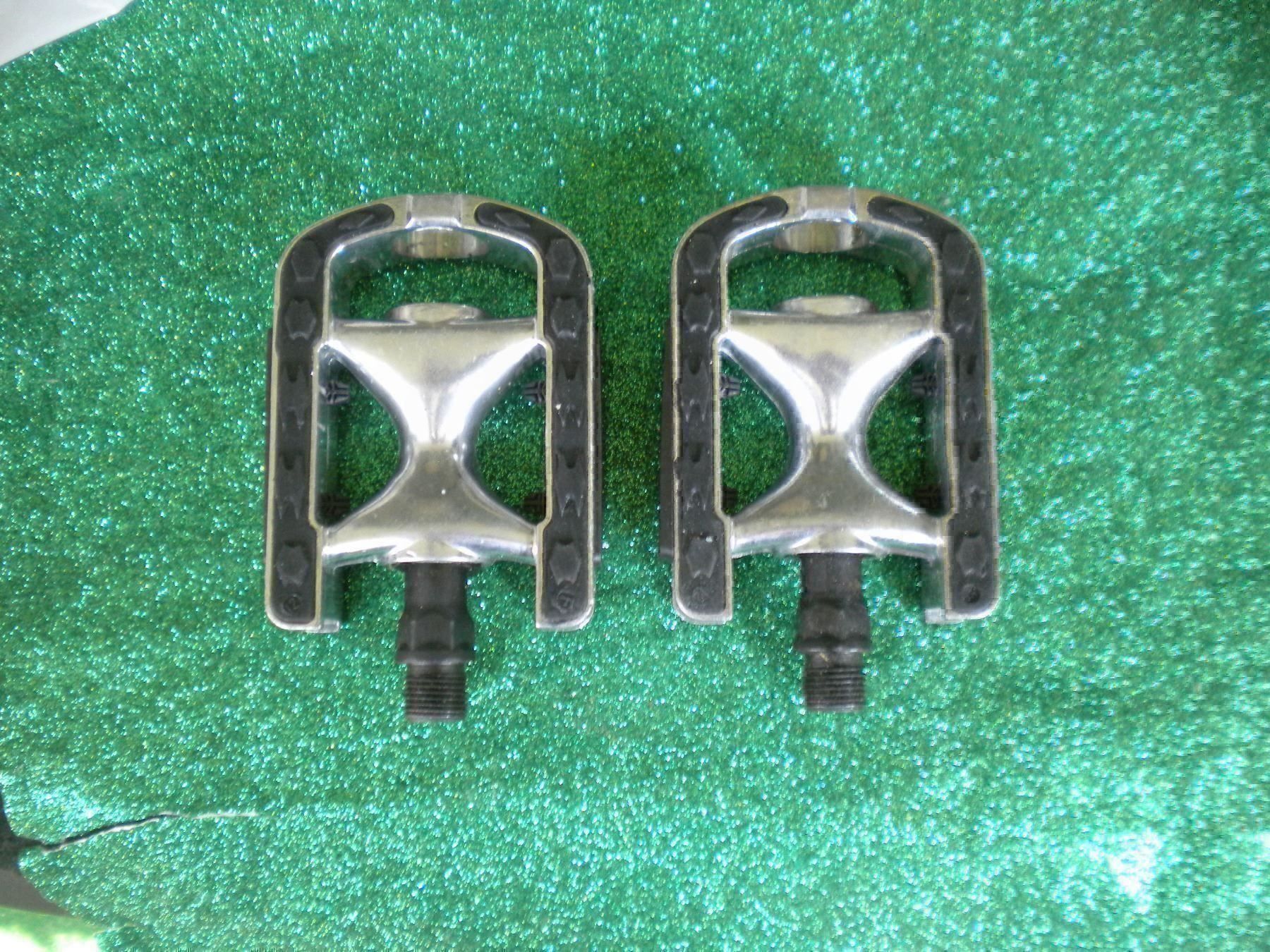 Ersatzteile: Oldtimer  Pedale Alu Guss Fabrikneu ! – Neu und originalverpackt aus Spreitenbach von Sniper8952 3
