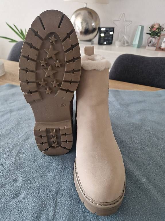 Damenschuhe: Stiefeletten Beige – Gebraucht aus Bürglen TG von CBK79 1