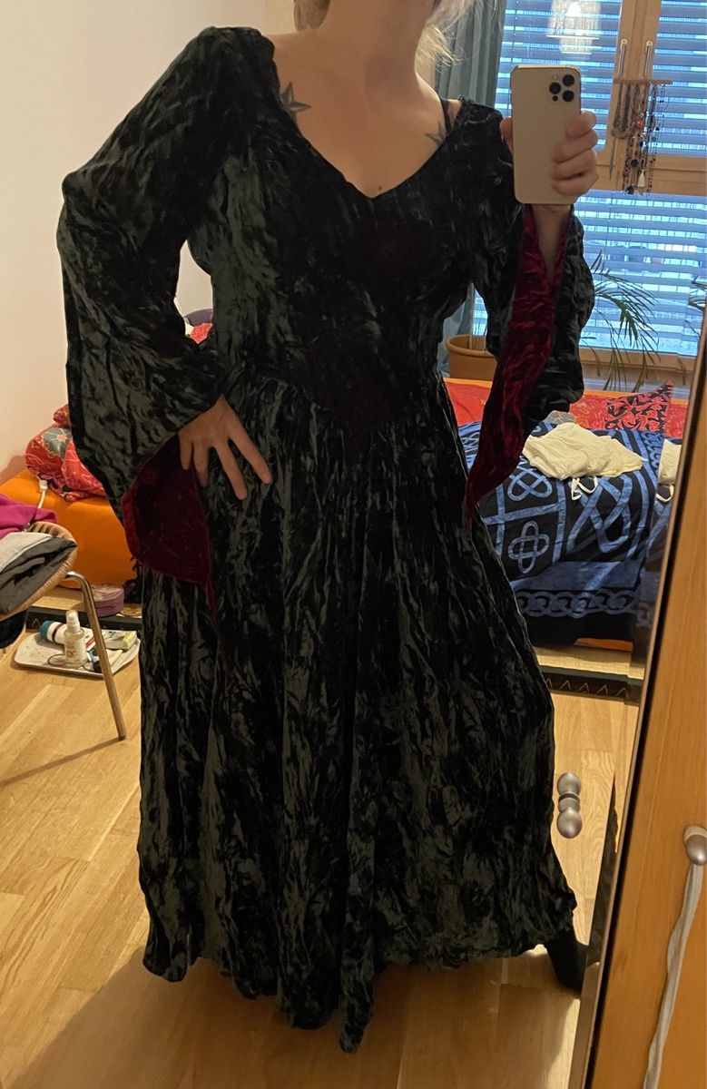 Kleider: Robe médiévale faite main – Neu (gemäss Beschreibung) aus Lausanne von Wildkitty