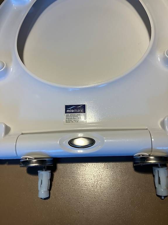 WC: Asse per gabinetto – Nuovo e nell'imballaggio originale da Gudo venduto da ele_7h2r