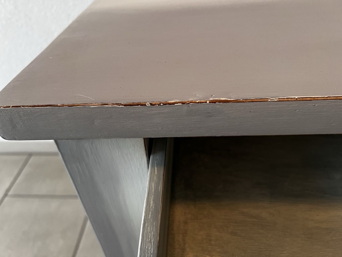 Tische: Beistelltisch mit Schublade, Old Look, Grau – Gebraucht aus Flurlingen von MIPILG 7