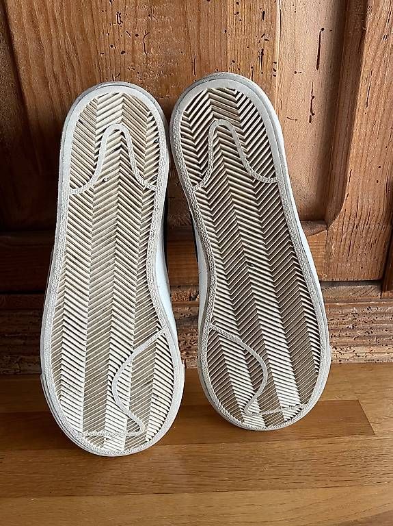 Nike Scarpe da donna: Basket Nike Blazer Low '77 blanche – Usato da Pully venduto da jul_tp8w 3