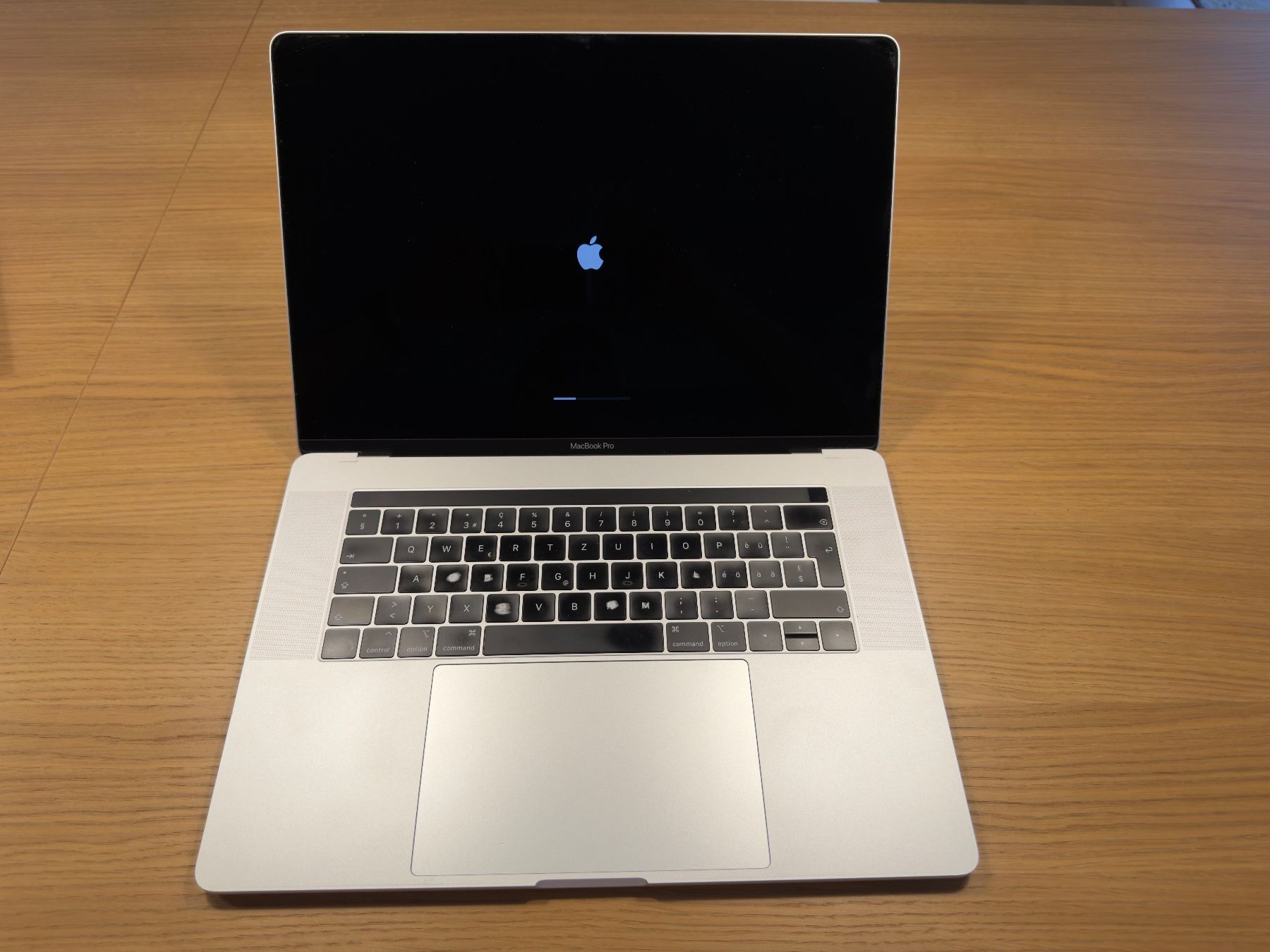Apple Notebook: MacBook Pro - 15" - 2019 || 2 TB SSD – Usato da Uitikon Waldegg venduto da Rosci01 3