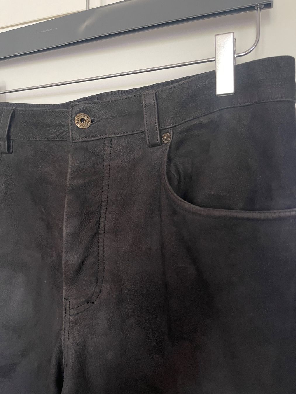 Pantaloni: Stockerpoint Echt Leder Hose Schwarz Gr. 34 – Usato da Zürich venduto da StudioZH 4