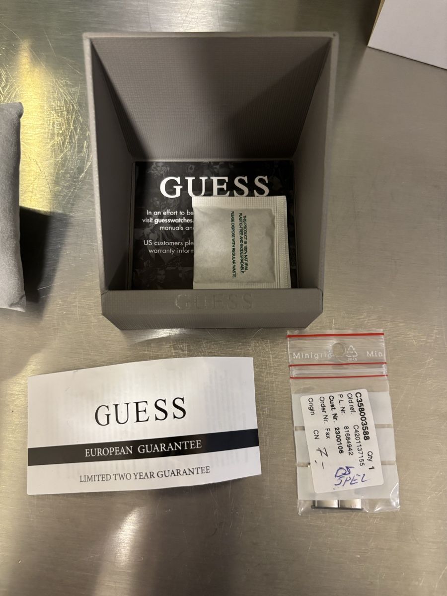Sonstiges Uhren Zubehör: Uhr GUESS Silber – Neu (gemäss Beschreibung) aus Konolfingen von bekimcekiqaj 4