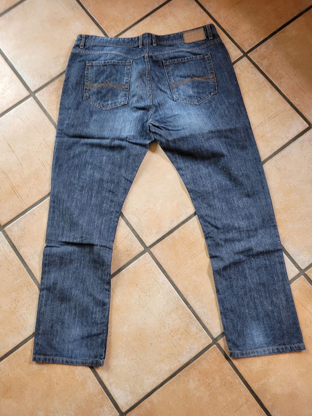 Jeans: Jeanshose – Usato da Lumbrein venduto da GC67 1