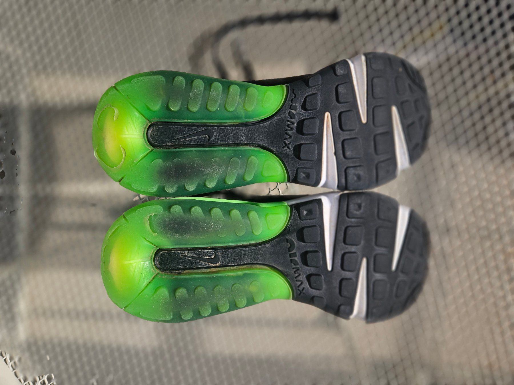 Nike Scarpe per ragazzi: AIR MAX 2090 C/S , Taille 36 – Usato da Cossonay-Ville venduto da 201_6c2j 4