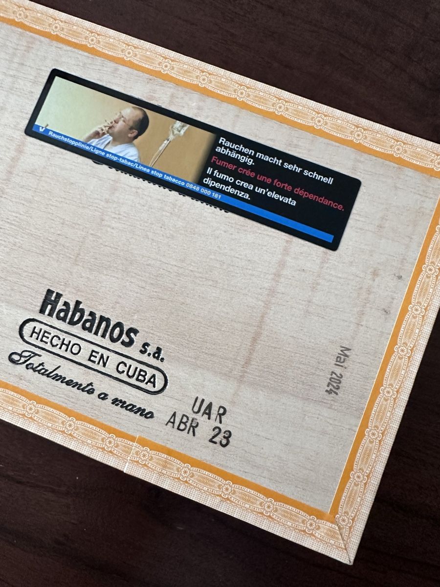 Sigari: H.UPMANN ROYAL ROBUSTO LCDH – Usato da Neuendorf venduto da connoisseur 1