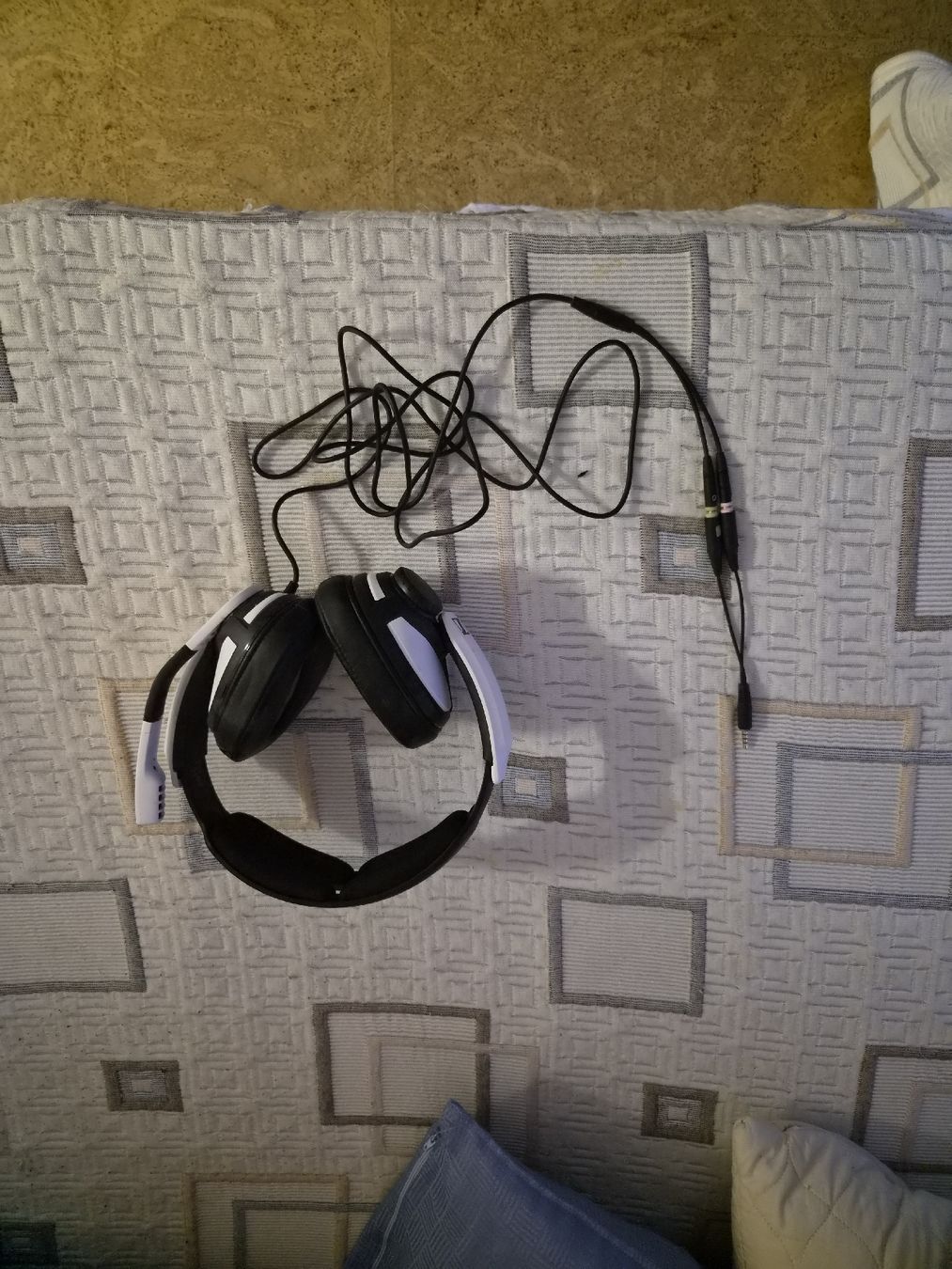 Casques audio: Sennheisser Headset – D'occasion à Oberuzwil par ursu03