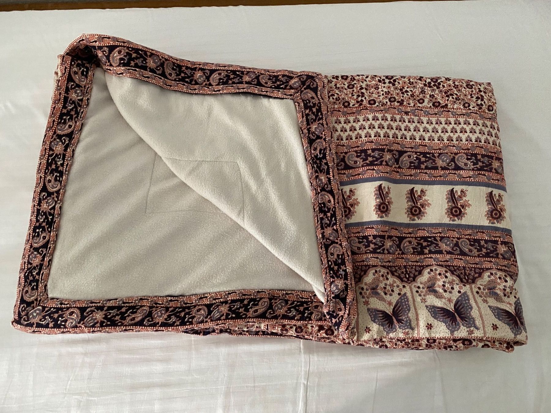 Coperte: Warme indische Tagesdecke – Usato da Rorbas venduto da tun_m7fz 2