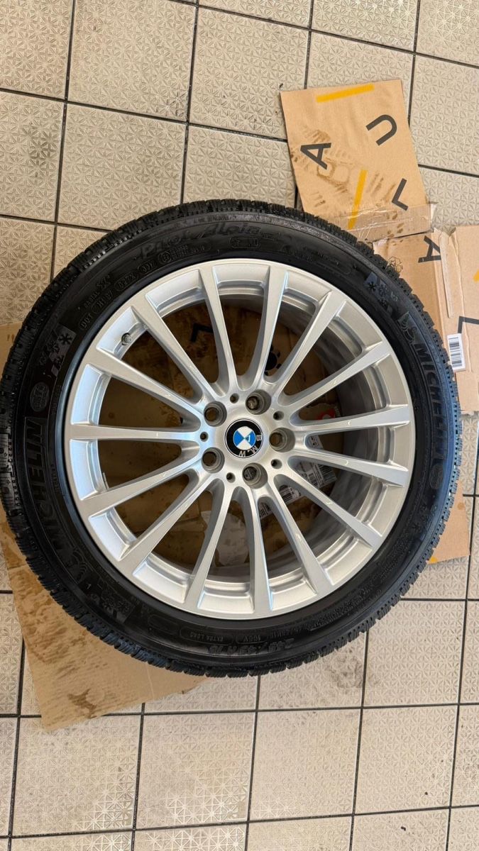 Pneus & Kompletträder: BMW Winterkomplettrad – Gebraucht aus Wattwil von Mueller842 4