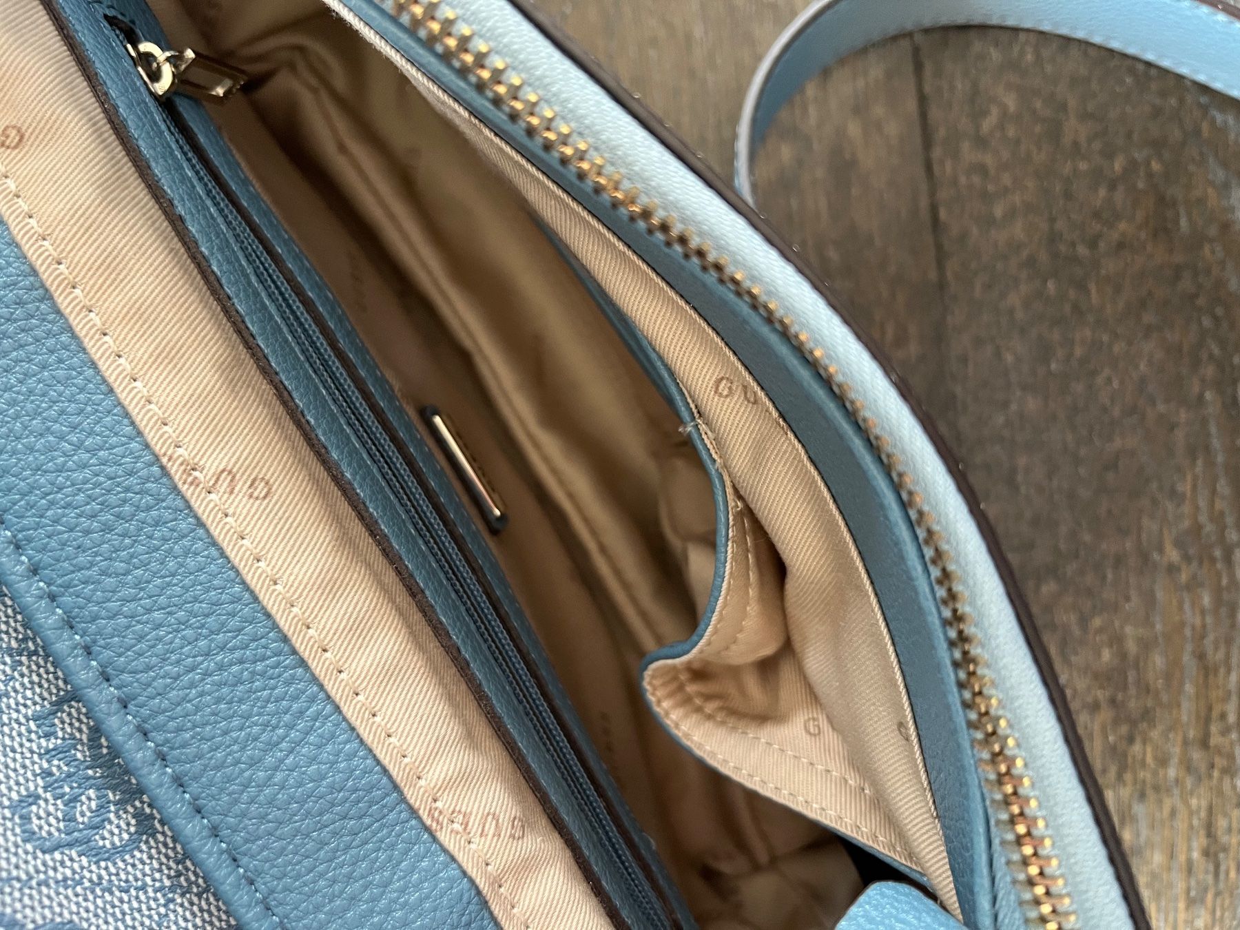Guess Borse da donna: Sac à main Guess – Usato da Posieux venduto da evs_57x2 2