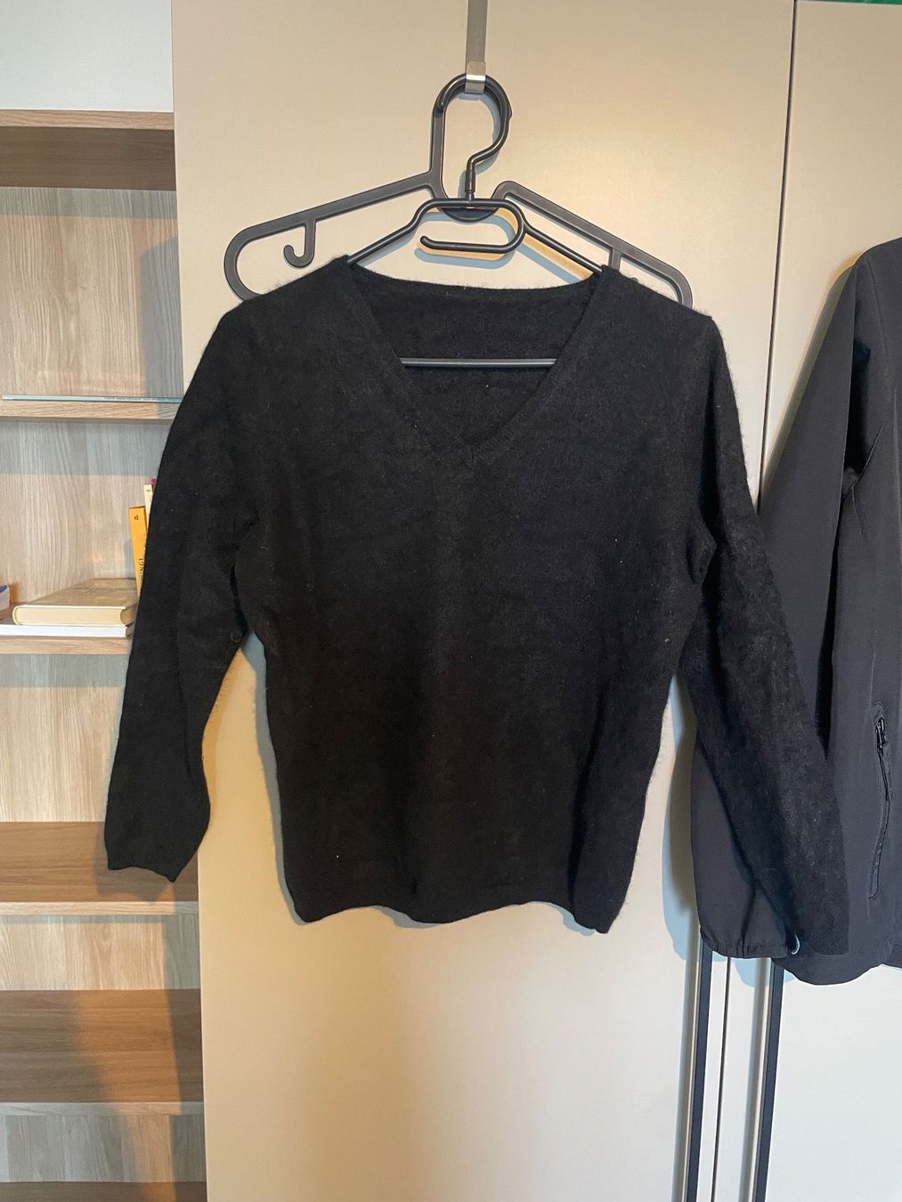 Pulls & Sweat-shirts: Schwarzer Kaschmir Pullover, Top Zustand – D'occasion à Zürich par k42m
