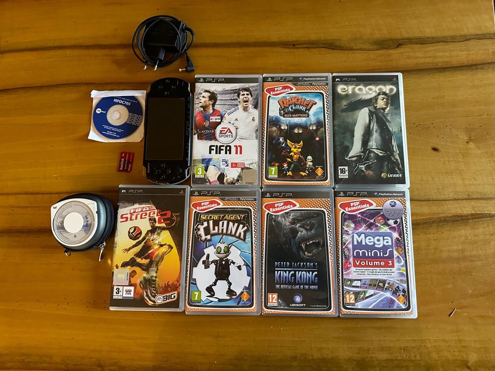 LOT 2X SONY PSP Street E1004 HS Pour Pièces - UMD et LCD À Réparer HS EUR 59,00 - FR