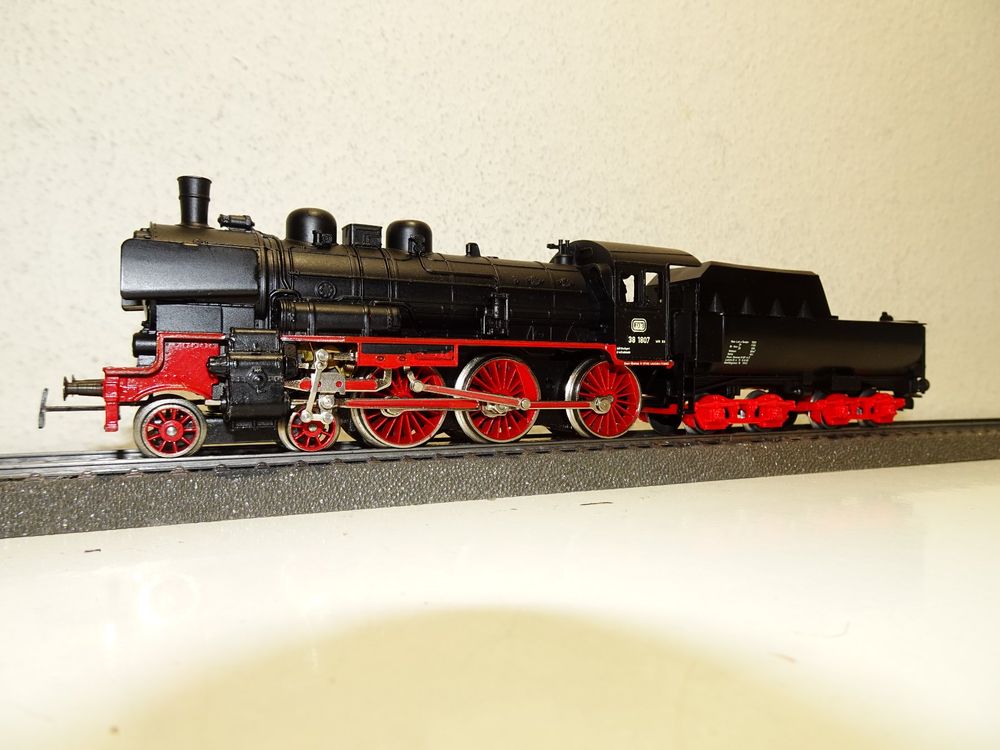 MARKLIN 3098 HO Locomotive Vapeur P8 DB N°38 1807 Avec Tender – Modèle Réduit Occasion