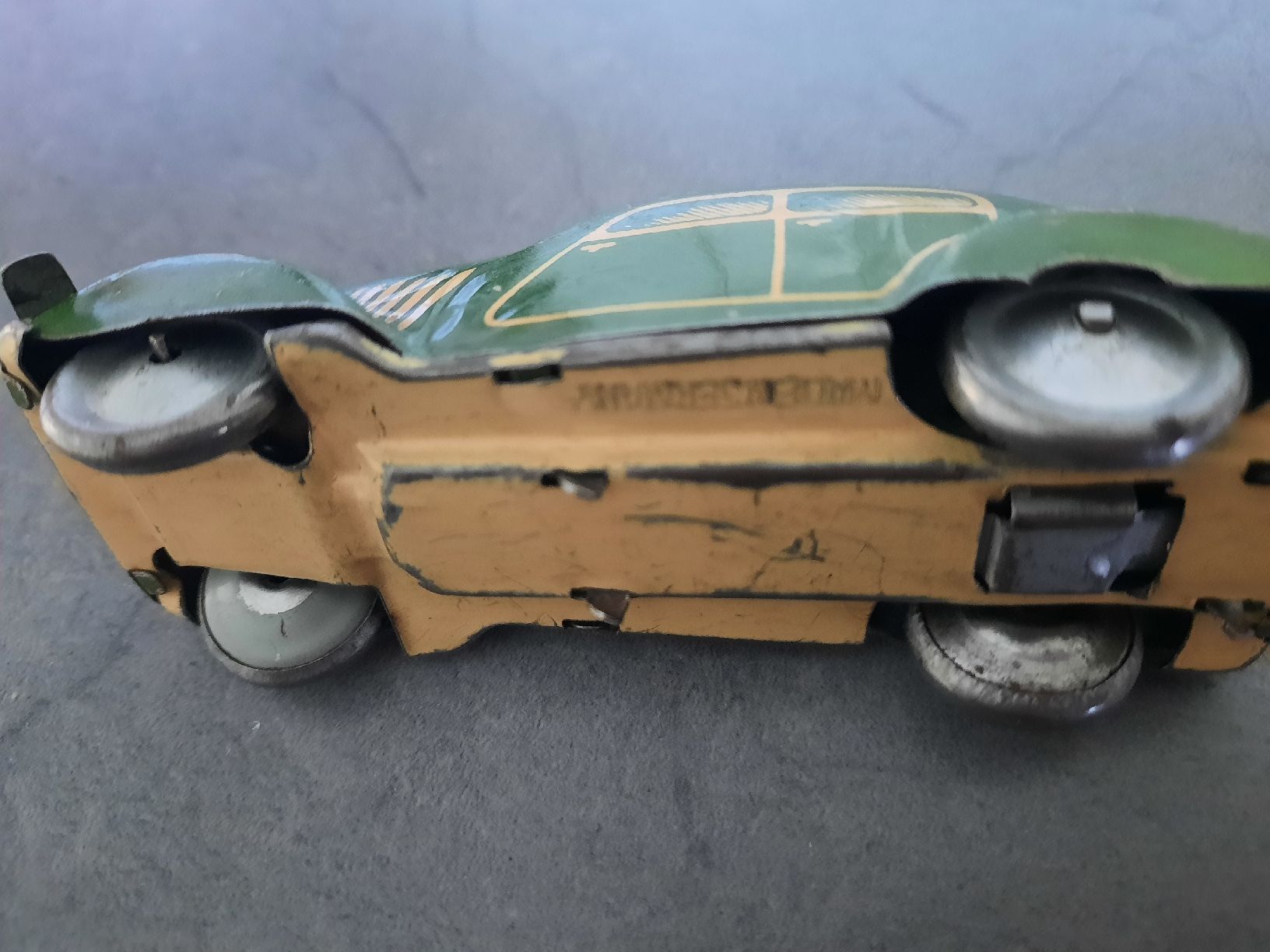 Modellini d'auto: Très ancienne VOITURE à CLÉ – Usato da Le Locle venduto da marylise01 3