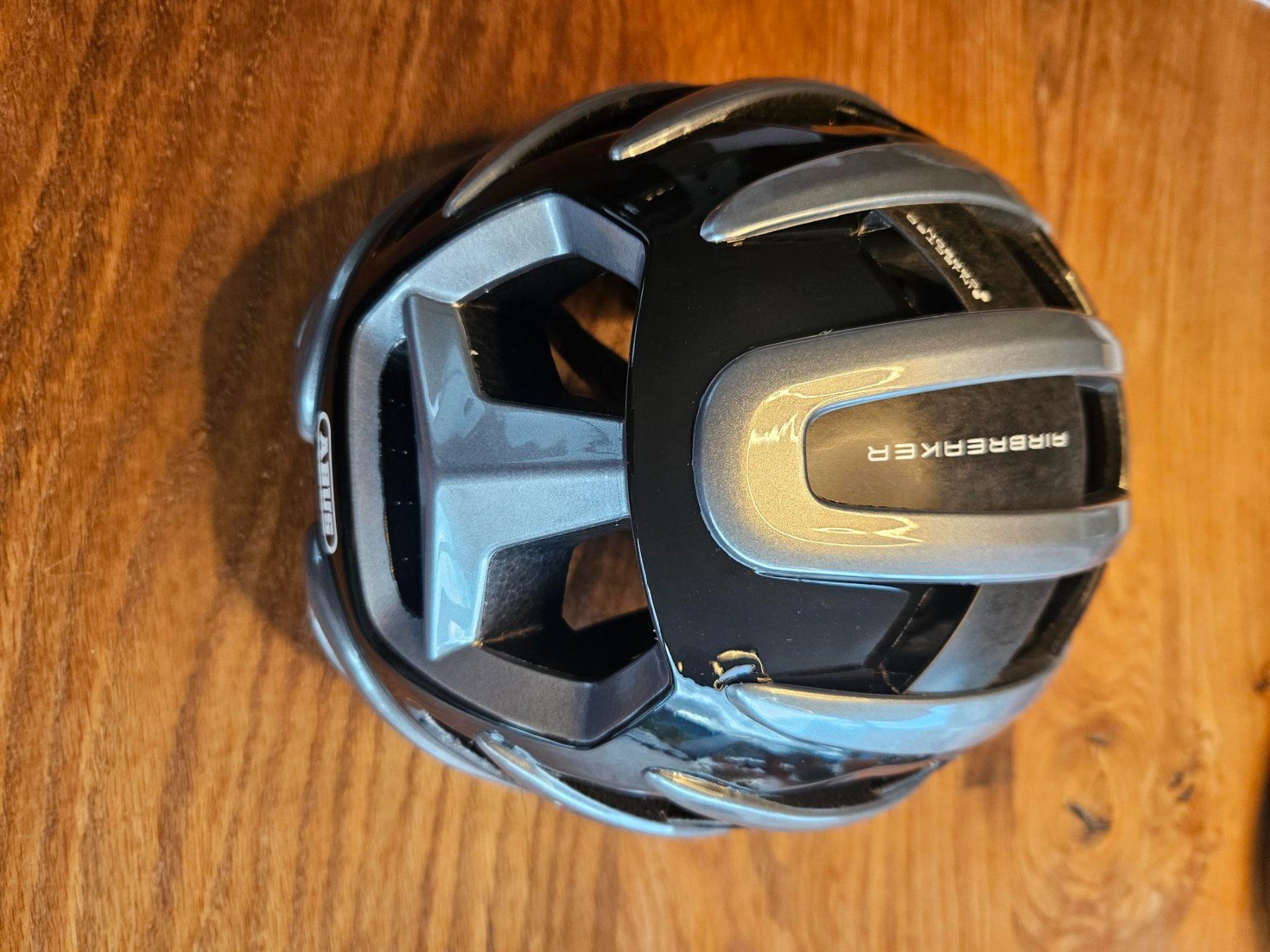 Caschi: ABUS Airbeaker 2.0 graphite silver - Grösse M – Usato da Luzern venduto da kon_j7zt 1