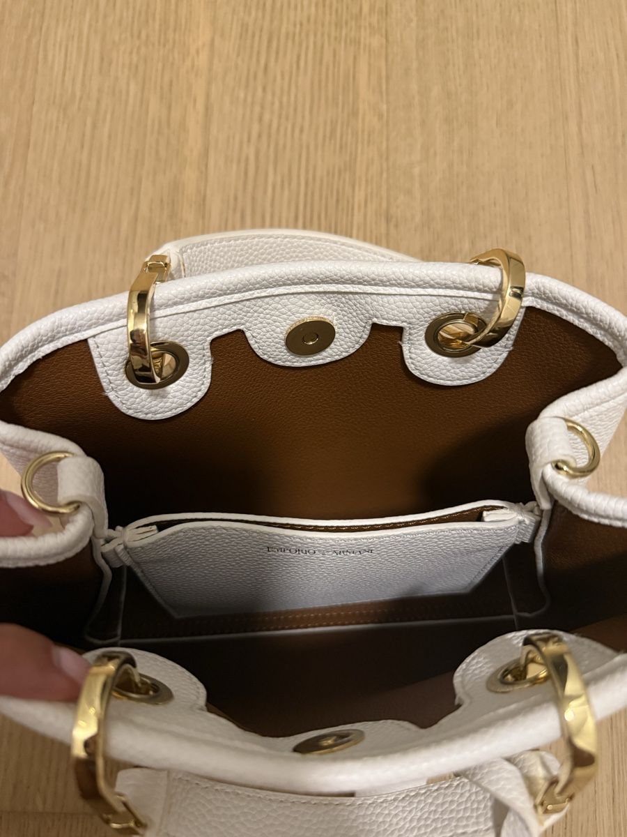 Armani Taschen für Damen: Tasche Emporio Armani weiss – Gebraucht aus Winterthur von Lxh.568 2