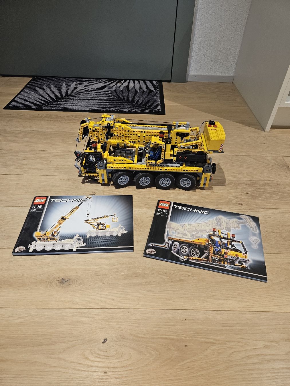 Technics Kit di costruzioni: LEGO Technics Lastkran 8421 – Usato da Winterthur venduto da Robin.1996