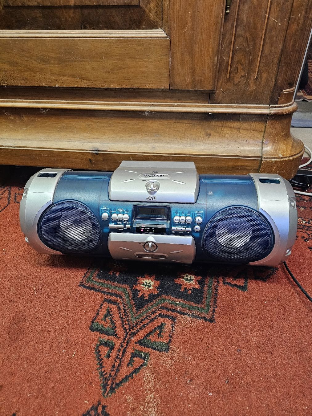 JVC Radio: Radio CD Cassetten Gerät  – Usato da Tägerwilen venduto da rmaerk