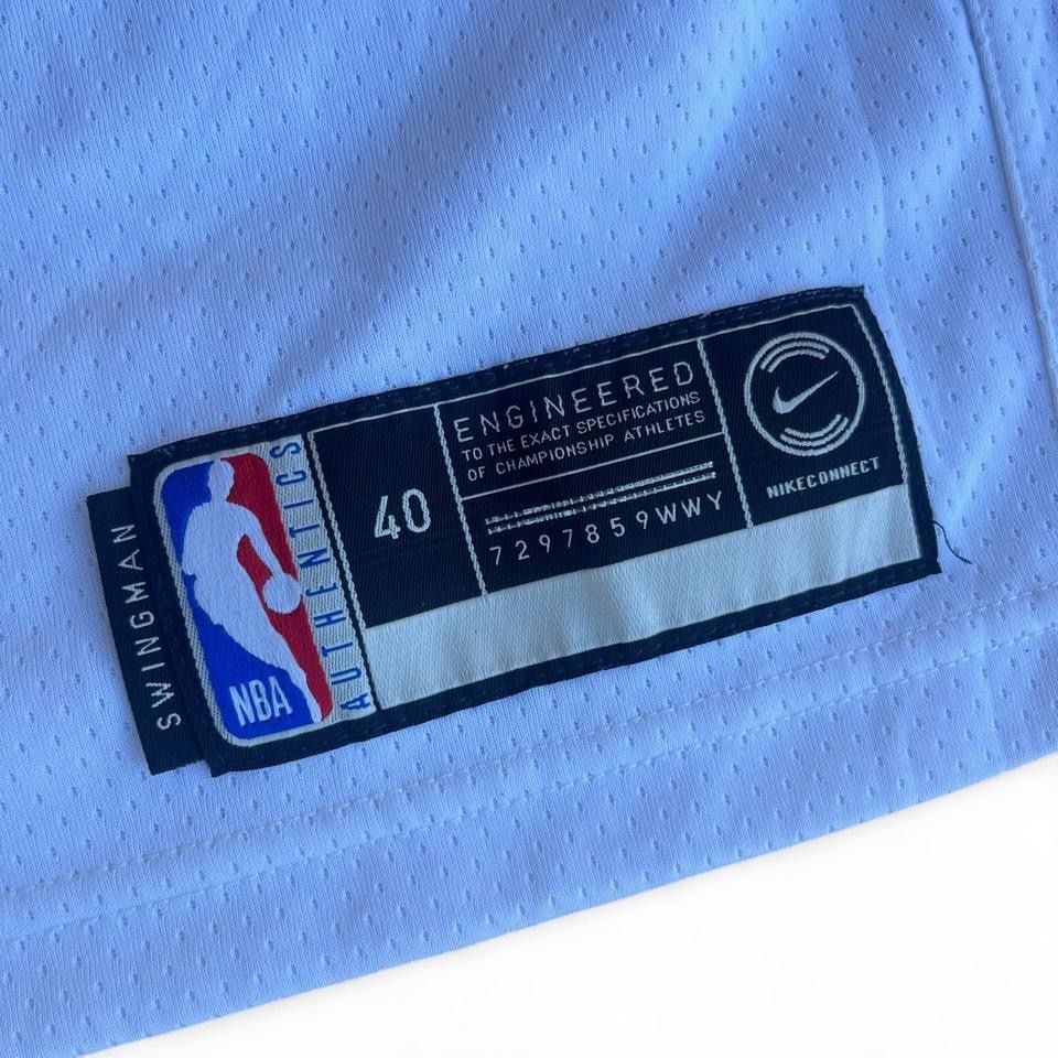 Nike Canottiere & Pantaloni: Boston Kyrie Irving Trikot  – Usato da Riehen venduto da RESTREET 4