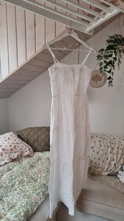 Robe longue Esmara blanc avec dentelle taille 38 bon état